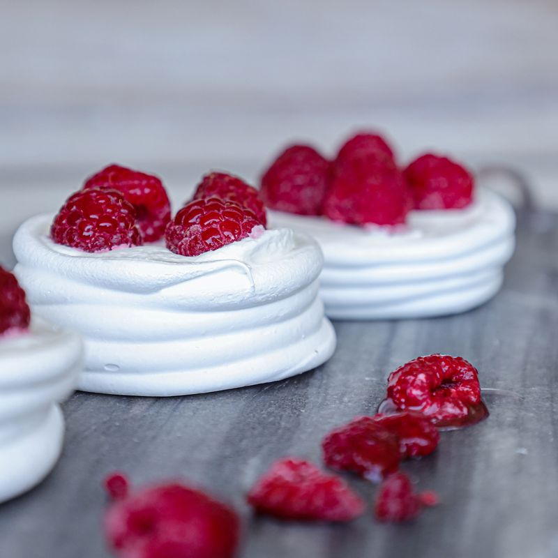 mini-pavlovas